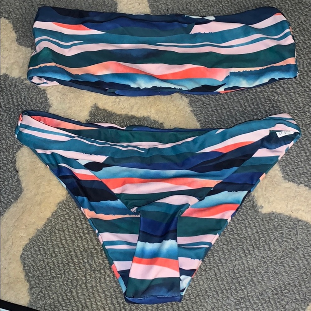 Bathing suit